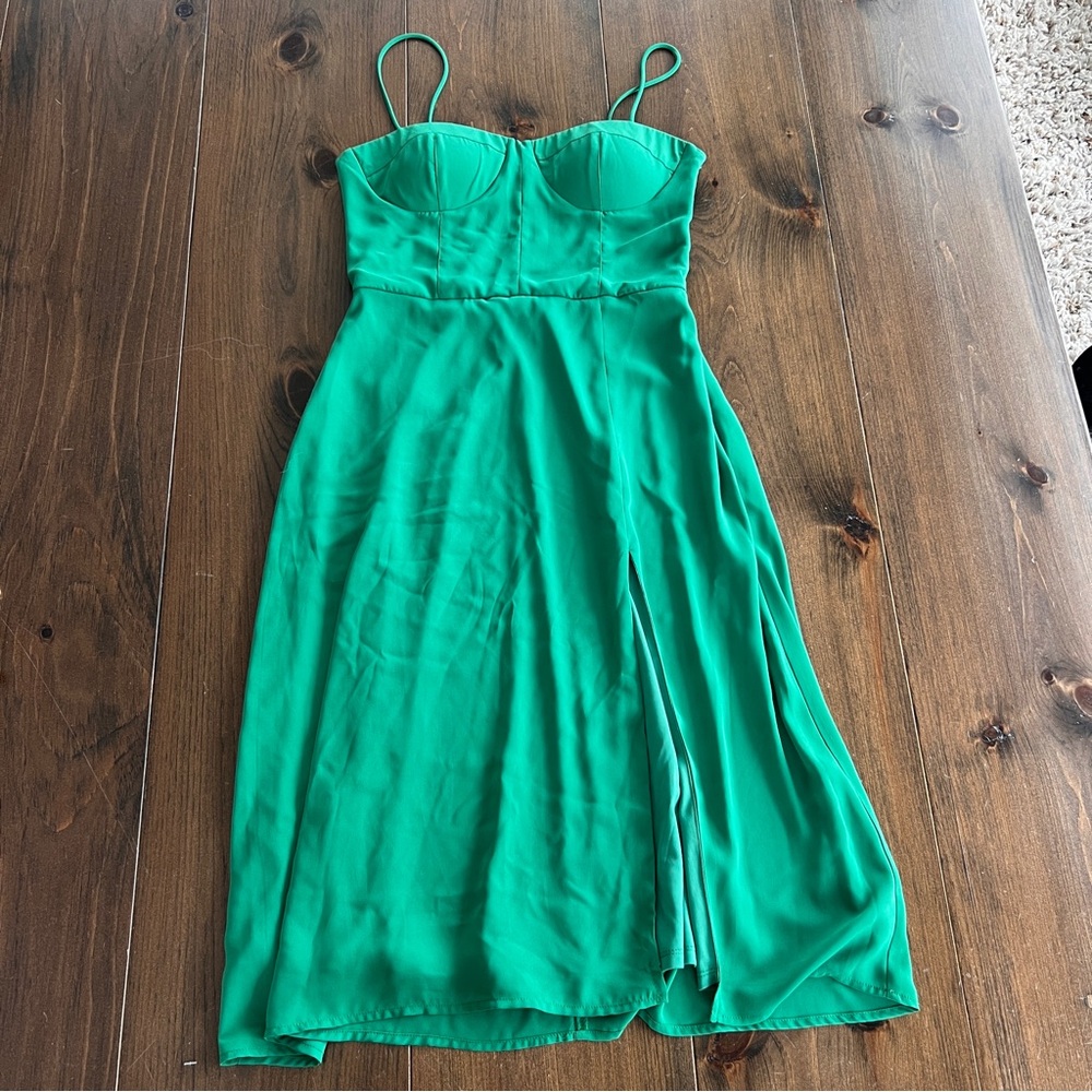Socialite Green Midi Dress